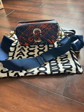 Marc Jacobs Navy Leather Snapshot Camera Bag with Orange Paint-Splatter new